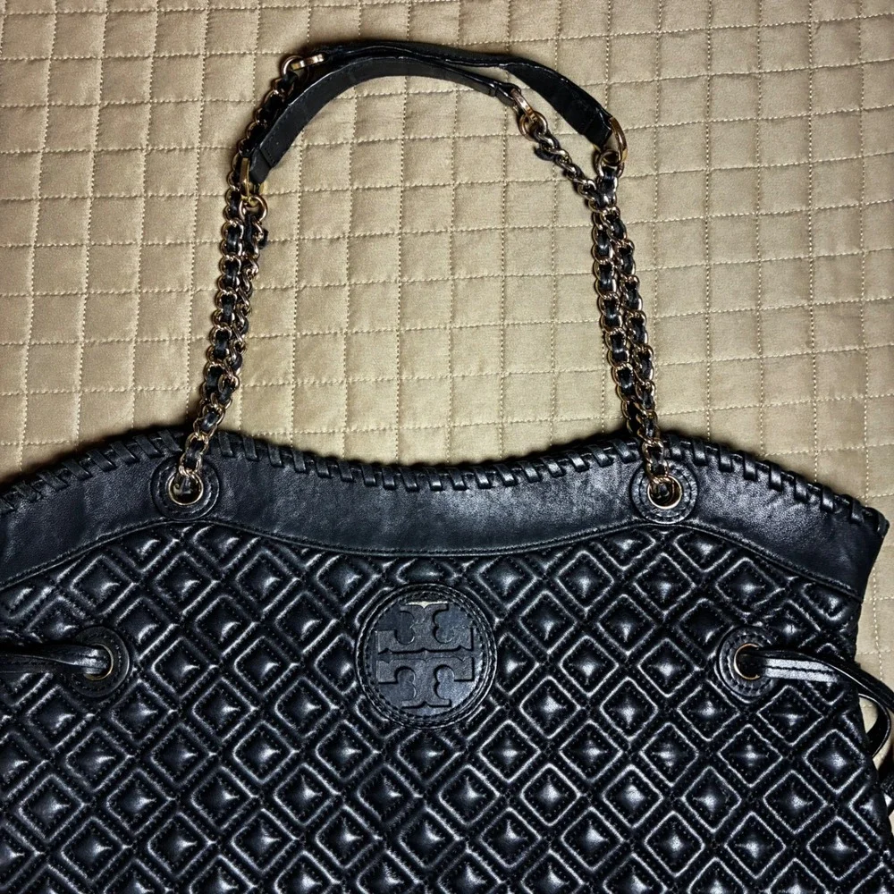 Tory Burch Marion Quilted Black Leather Tote Bag Gold Chain‎ Shoulder Bag Large